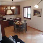 Isabel Villa *
