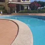 Isabel Villa *
